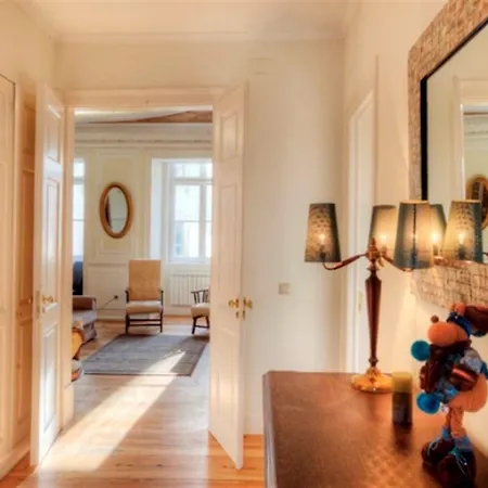 Lovely 4 Bedroom Apartment In Lisbon Διαμέρισμα Lisboa