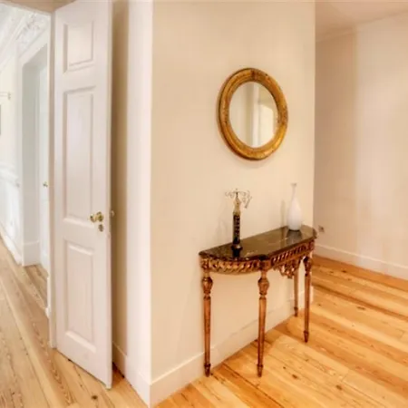 Lovely 4 Bedroom Apartment In Lisbon * Lisboa